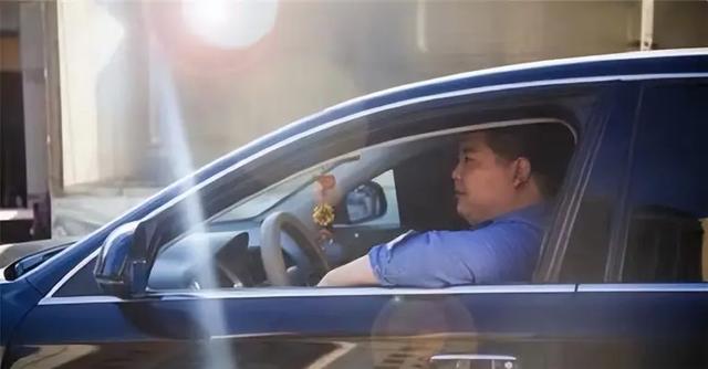 一名北京拆二代的“挥霍之路”