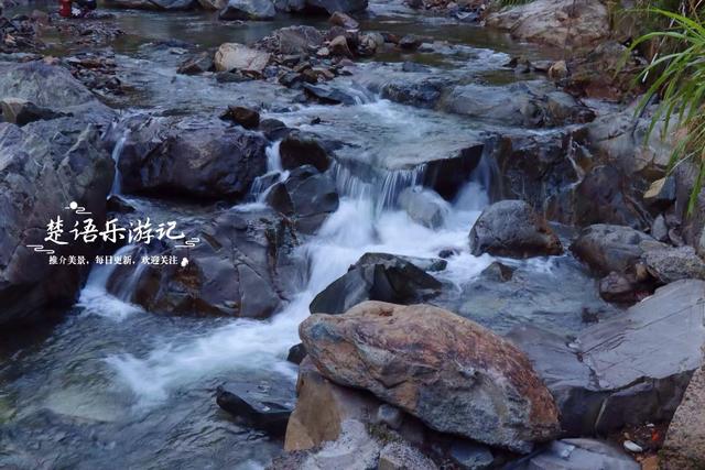 浙江宁波城西的隐秘古道瀑布飞溅，堪称绝美的玩水胜地，确实好玩