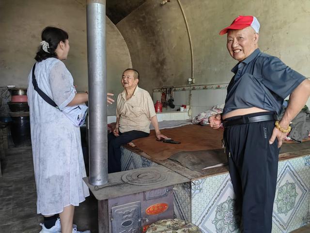王小民：黄龙寻迹