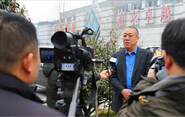 于东来没想到，离过年不到20天	，崔培军因一特殊举动再次口碑暴涨