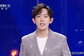 《星光大道》：根本问题不解决，谁主持都不讨喜，不如继续用朱迅图片