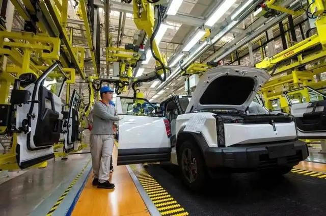 果然不出默克尔所料，27国枪口一致瞄准中国	，欧洲正滑向第三世界