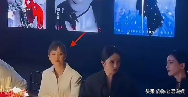 陪玩陪睡只是冰山一角，认干爹，舔手指，拜高踩低，实在荒唐！