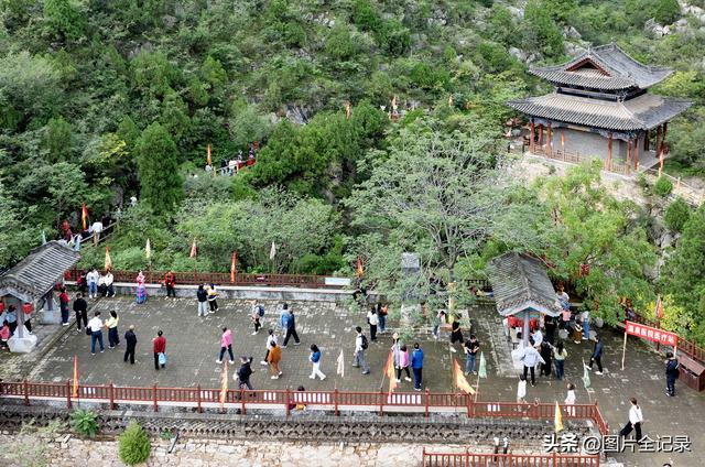 山西襄汾：游玩龙澍峪 赏苗侗风情
