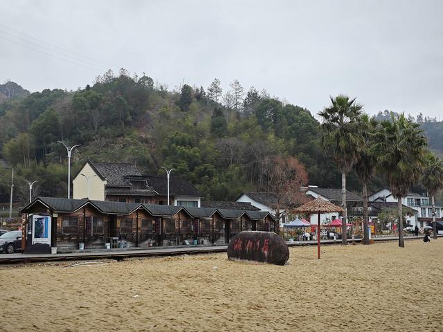 云和湖和龙泉剑