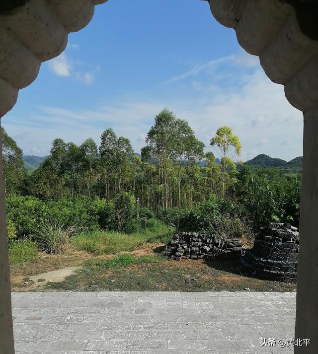 广西来宾市省道边的国宝级文物，明朝迁江武举人修建而得名文辉塔