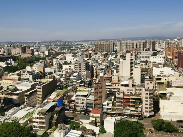 从歌王沦为“台独”的他，赔光家产还欠下百万债务，如今晚年凄凉