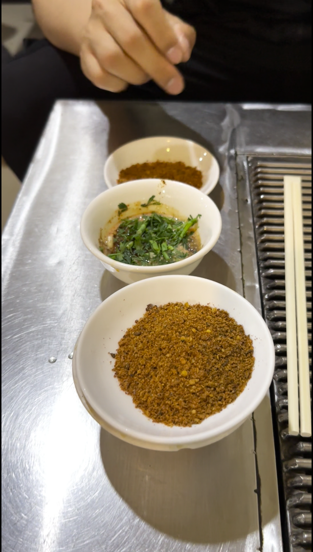 昆明官渡本地人的“8大地下美食清单”，推翻91%的网红攻略，避坑