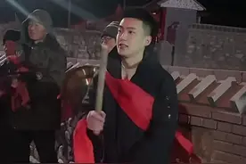 非遗传承有新招，看河北一帅小伙如何靠打鼓迷倒万千女粉丝！图片