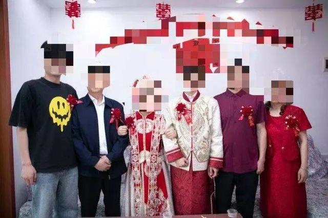 新娘陪嫁46万存单+金条+奔驰？婚后发现怀孕、亲家	、怀孕、年龄全是假的	，假新娘获刑4年半，罚金2万元
