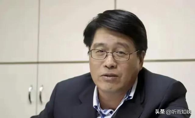 罢免倒计三天,馆长真的变了,直指蓝营再批黄智贤,吴思瑶慌了!