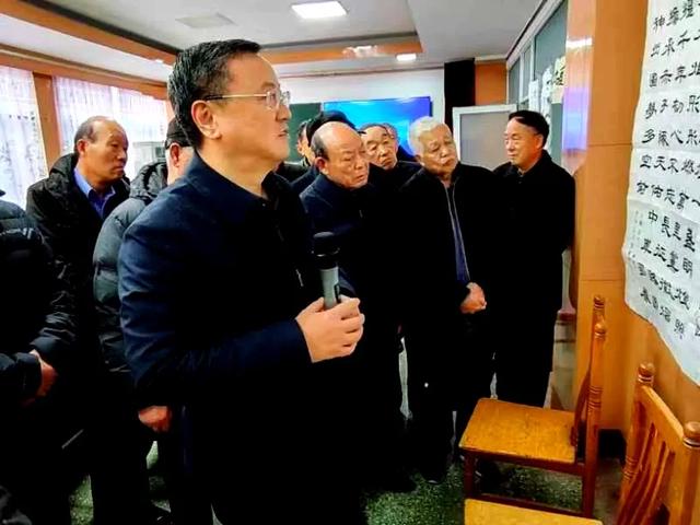 专家讲述济宁石刻 书友弘扬文化传承