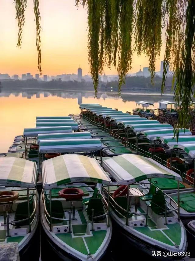 新华社原军事记者陶俊峰泉城美拍：《初冬大明湖晨曦美景》