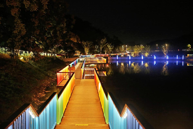 在青山湾，我嫁给了爱情，也爱上了这座城！