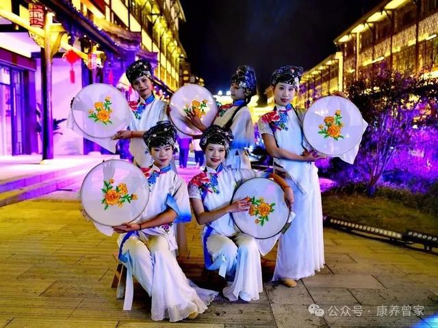 坐高铁游广元 | 今年夏天，为什么一定要宿进曾家山？