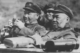 许世友在越南谅山干了什么？战后黎笋视察战场，面对废墟说不出话图片