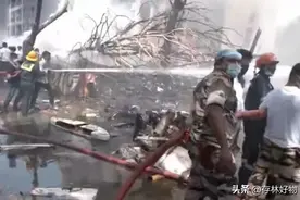 印度客机失事，波急美股盘前大跌8%图片