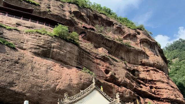 陇上行（二十三）庄浪县云崖寺，名副其实的小麦积山。（8月3日）