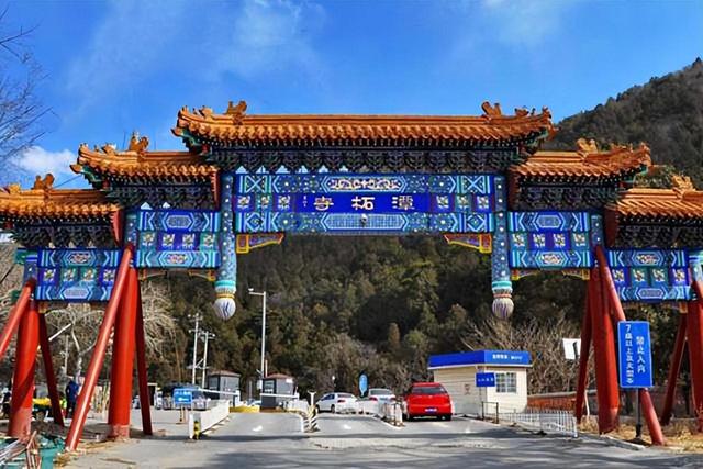 我国有座古寺，规模虽小，却需武警昼夜守护，到底有何特殊之处？