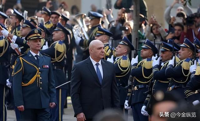 深陷泥潭！黎巴嫩总统左右为难：一边应美国制裁，一边扛以军空袭