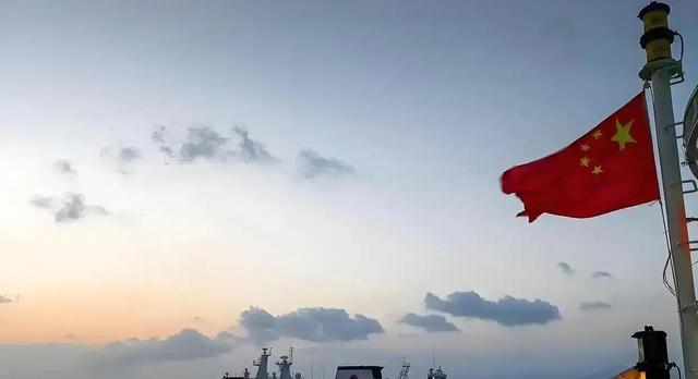 不听劝去日本的游客慌了，滞留机场连吃饭都成问题，当初为啥要去