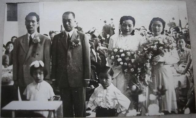 与戴笠偷情背着丈夫打胎的“杭州第一美人”，私房照曝光美人相貌