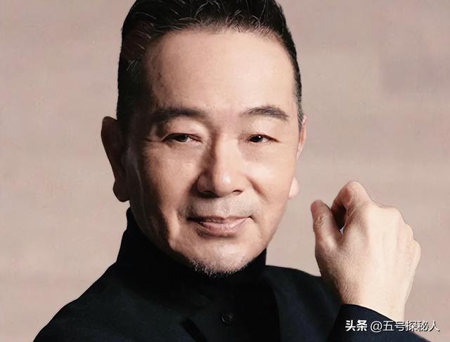 表面德高望重，背地里一肚子坏水，这四位老艺人太让人意外了