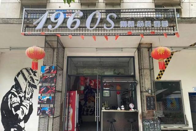 票根解锁速度激情 嗨乐赛车体验中心点燃运动热潮