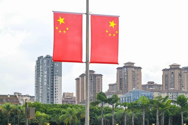 红了！弥勒国庆氛围已拉满，喜迎八方客！
