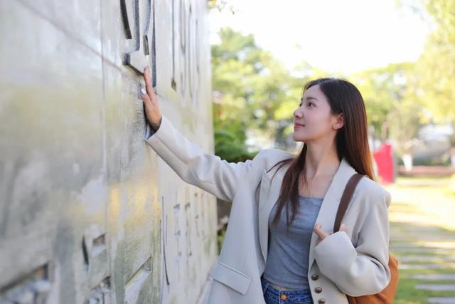 单程停7站、往返2小时！时速25公里的“小火车”，这里还有！