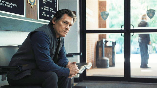 票房破19亿！漫威退下来3位演员，联手拍R级片，给老东家上了一课