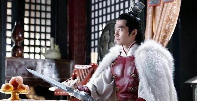 尉迟恭为救义子撞柱凌烟阁，同样执掌金斧的程咬金为何不出手？