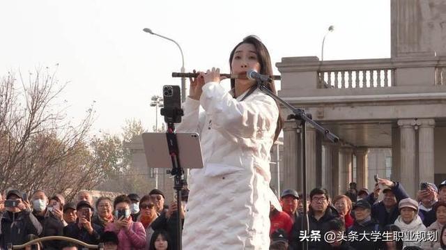 三朵金花光耀神州，她们的光芒红在哪里？内幕终于揭晓