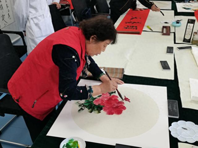 情满金秋迎重阳 文化养老暖人心