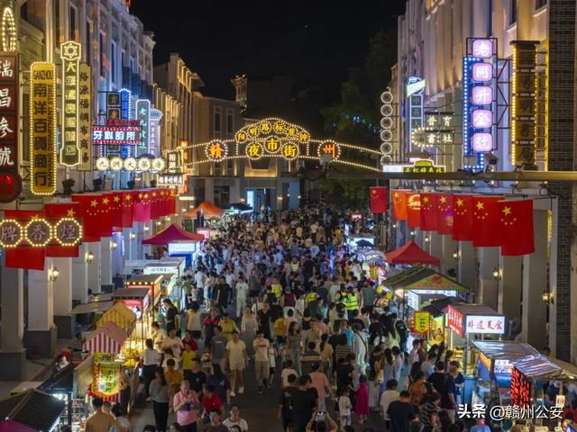 赣州假期火爆出圈，人人人人警人人人人...