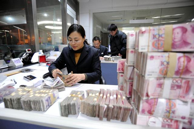 马云预言应验了？2025下半年手中有存款的人，或面临3大现实？