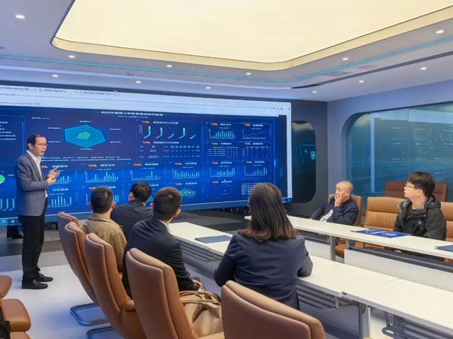 海安城南实验小学教育集团赴杭州市考察人工智能赋能教育教学管理