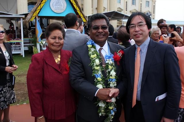 抱紧美日大腿，停飞中国航班、拒绝中国游客的小国，如今怎样了？