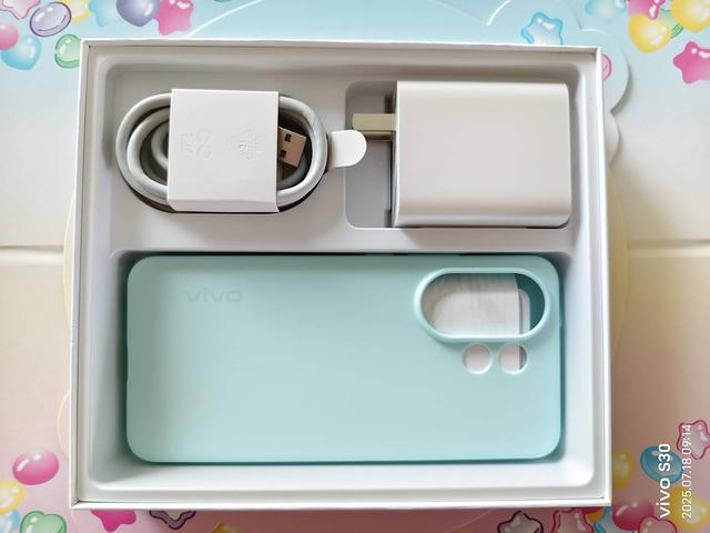 vivo S30三丽鸥 不仅仅是酷萌