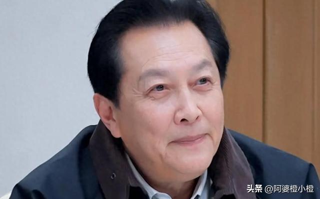 人在做天在看!唐国强观看阅兵才过2天，让人担心的事情还是发生了
