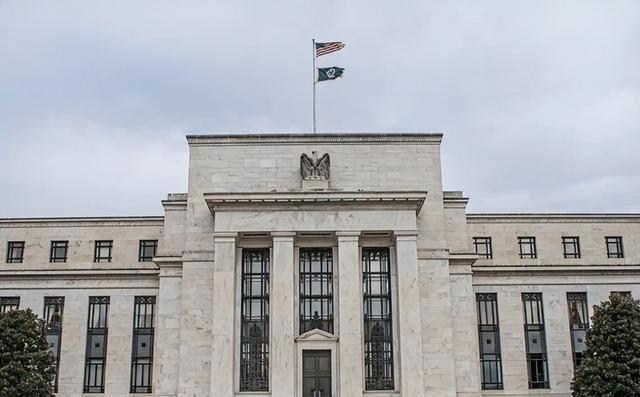 美专家：台海战争爆发，西方冻结3.4万亿中国资产，但中国有王炸