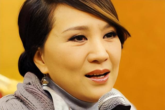 原来早已不是中国籍？事业巅峰远赴美国，被老外“玩腻”晚年回国