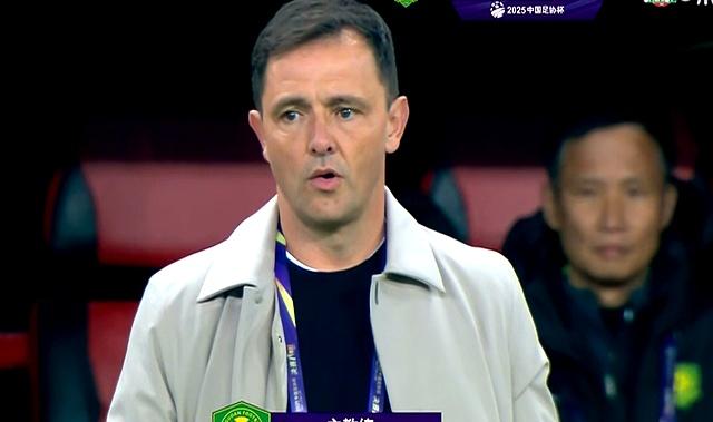 悲喜两重天！国安3-0河南	、足协杯第5冠：全队激动庆祝 河南队失落