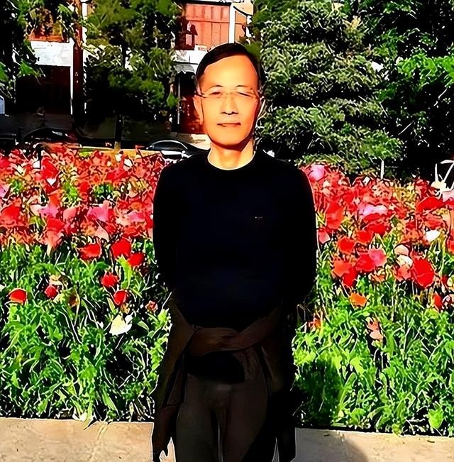 建议把中国分成7个国家，愿为美国战死，北大教授为何口出狂言？