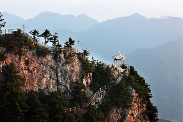 枫景如画，杏色满城！陕西这5个红叶观赏地，每一帧都是大片呈现