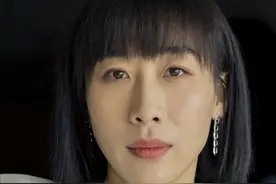 凭实力成名的她三封影后，被嘲形象普通，如今依旧活跃在内圈图片