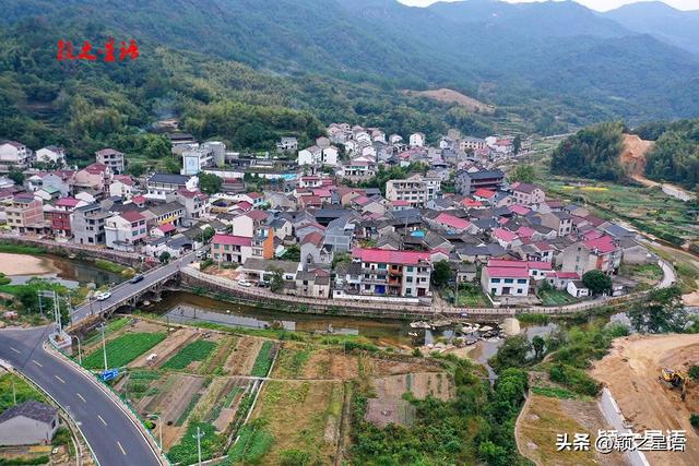 董村：崇山峻岭之间，小桥、流水、人家