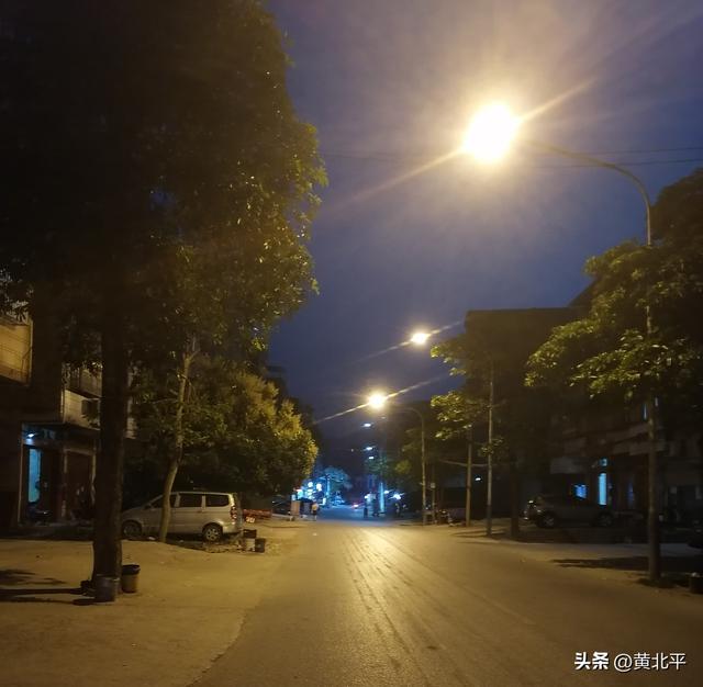 广西南宁市宾阳、武鸣、兴宁交界的思陇镇，史上曾是上林辖地