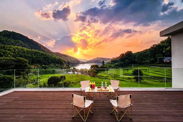 明月山躺平指南：在民宿里感受怦然心动！