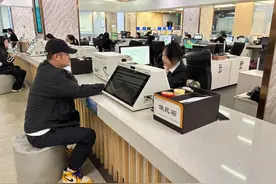 岳阳市正式实行“验收即开业”一件事办理图片